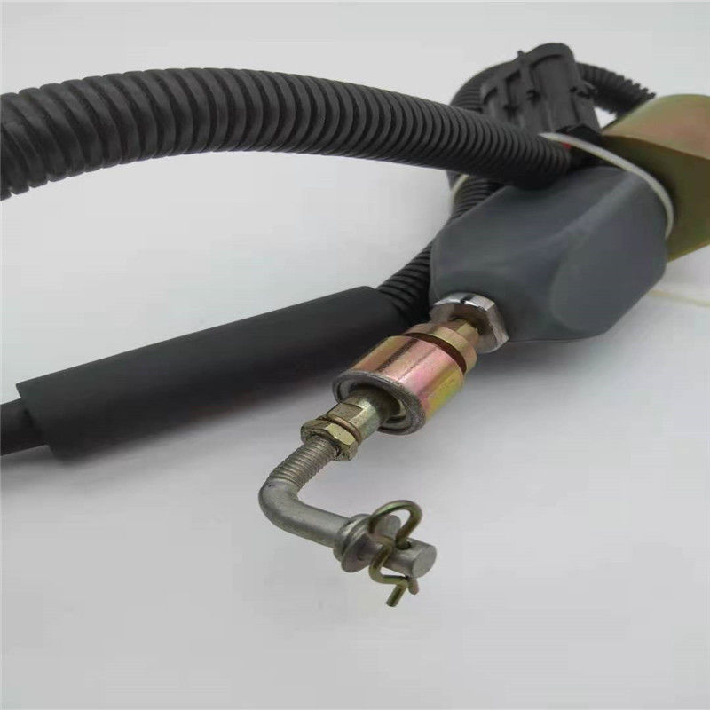 Ajuste de la válvula electromagnética de 13026889 paradas para el enchufe 24V del negro de la pieza del motor diesel de DEUTZ 226B