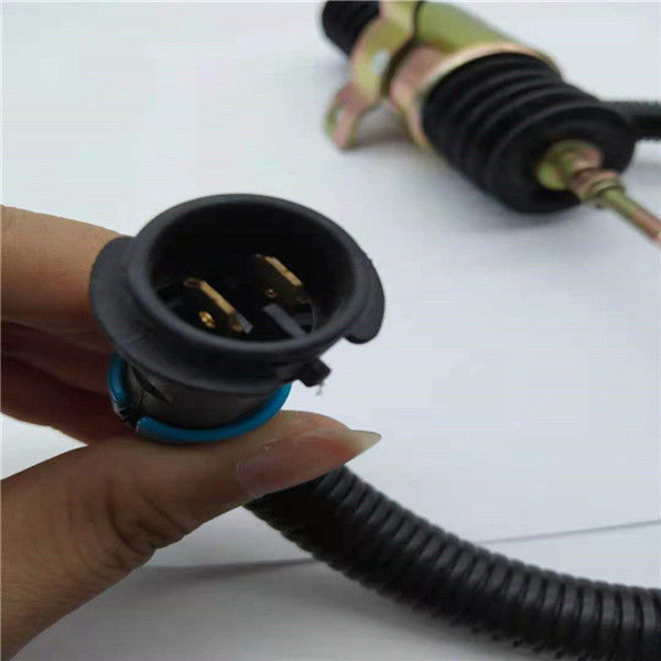 Ajuste de la válvula electromagnética de 13034654 paradas para el motor de los cargadores DEUTZ WP6/226B/WO6 de LongGong
