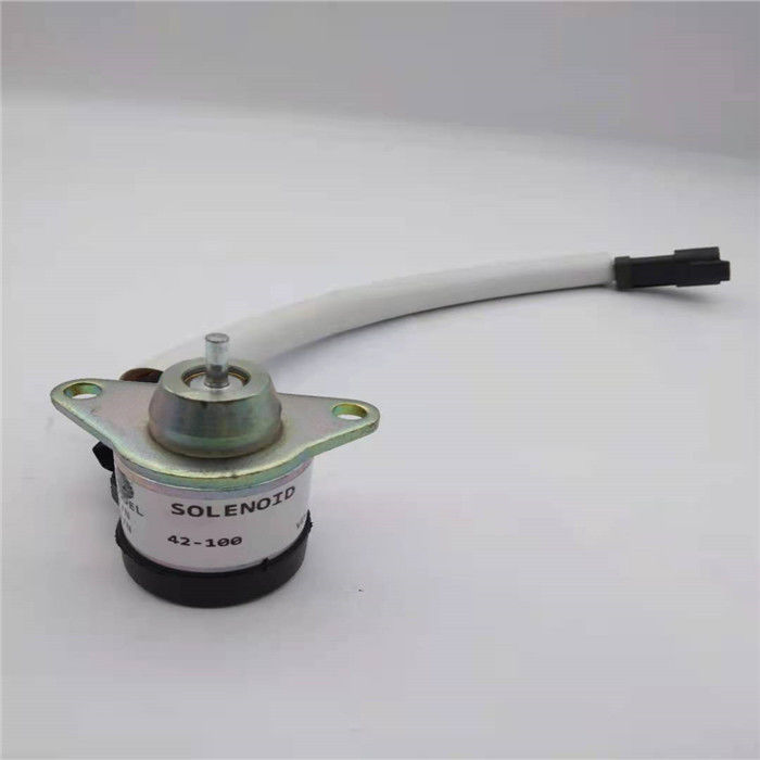 42-100 Yanmar 12 válvula obturada del combustible del solenoide de la válvula electromagnética 4TNV98 del combustible diesel de voltio