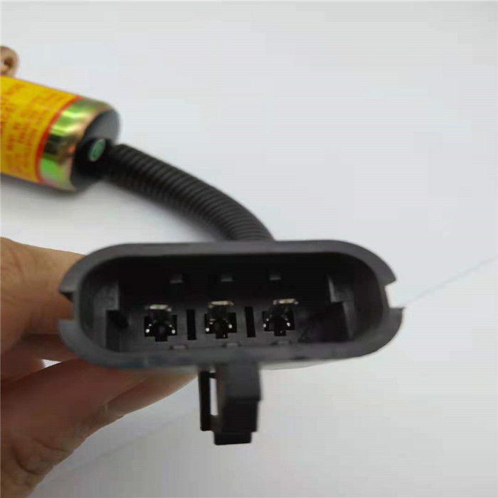 La válvula electromagnética 12v de la parada de SA-4561-T paró el motor de Kubota D1105 V1505 de los ajustes del solenoide