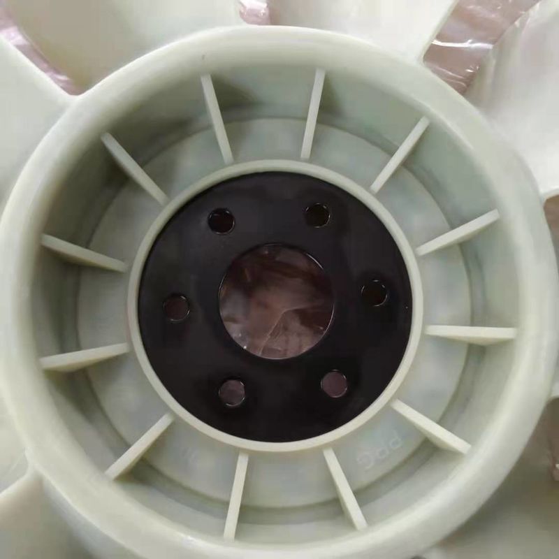600-625-7620 la cuchilla de Engine Cooling Fan del excavador cabe PC200-8 PC200-6 PC200-7 6D102