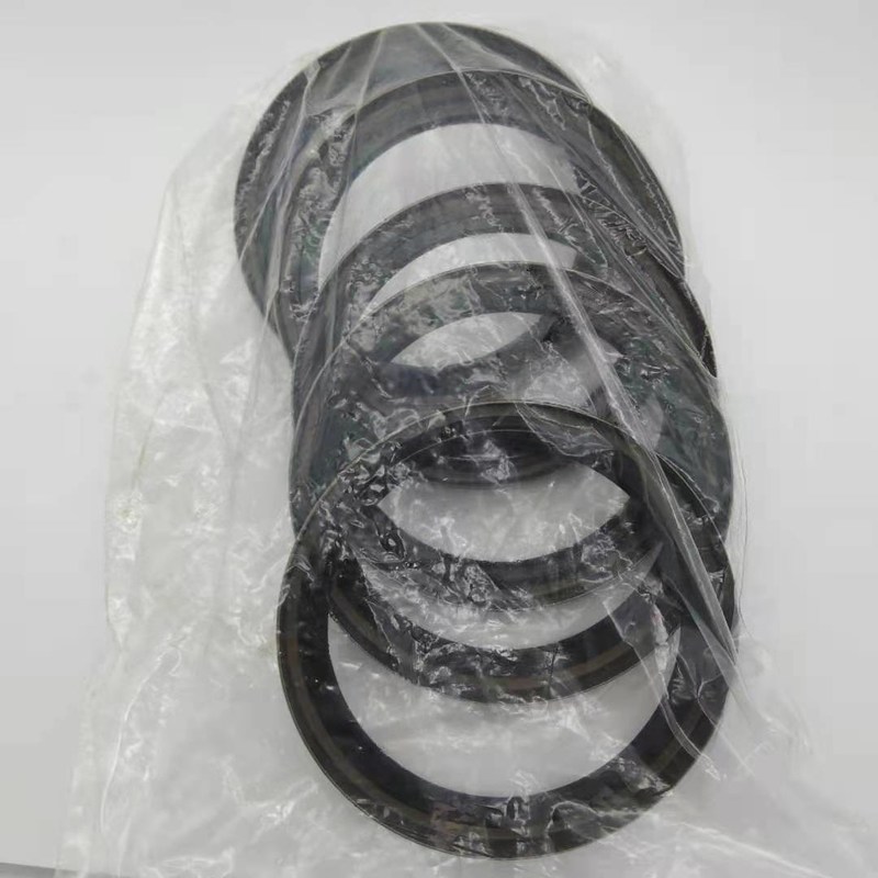 07012-10100 sello de aceite de la niveladora de Shantui SD22 SD32 D85A-18 D85A-21 D155A-1