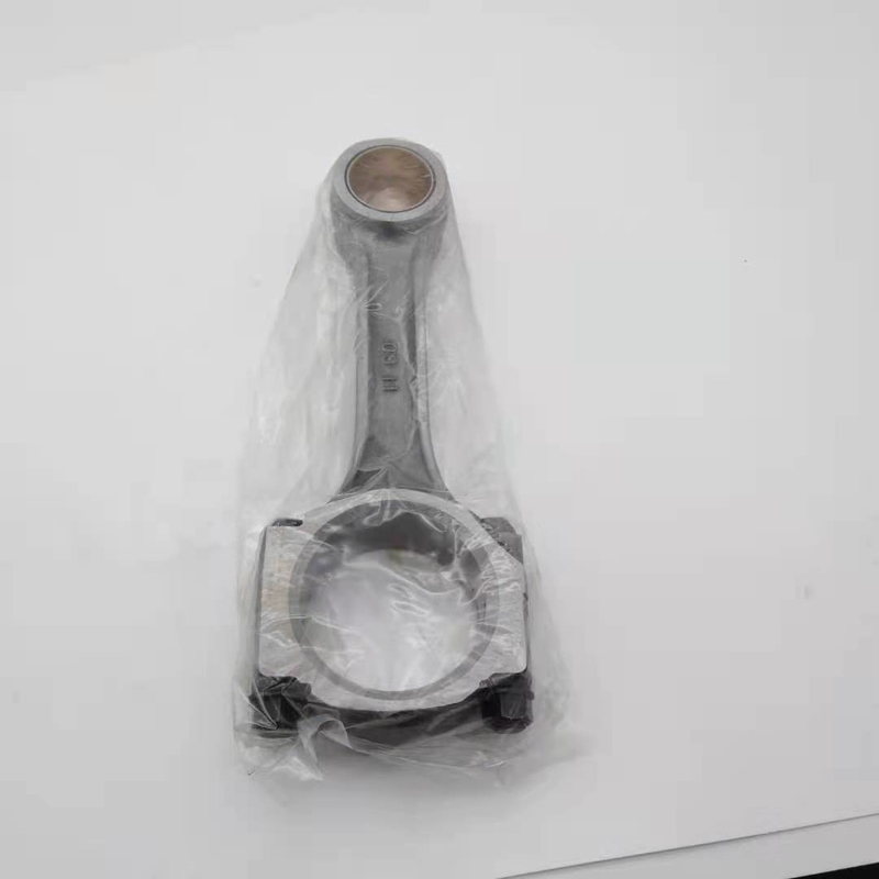 El motor diesel 8943296924 que conecta a Rod With Con Bushing 8980126072 cabe Isuzu NKR 100P 4JB1 4JB1T
